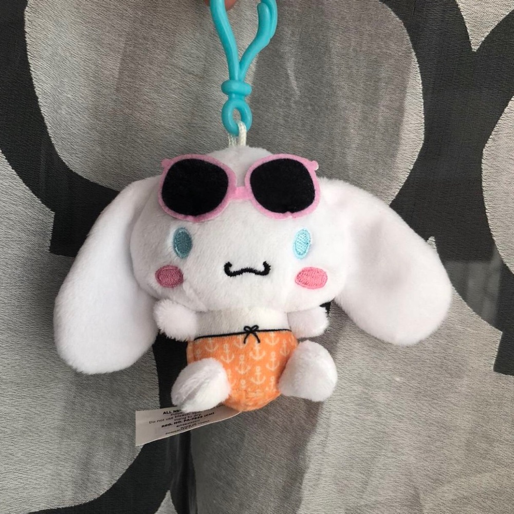 cinnamoroll plush dangler keychain